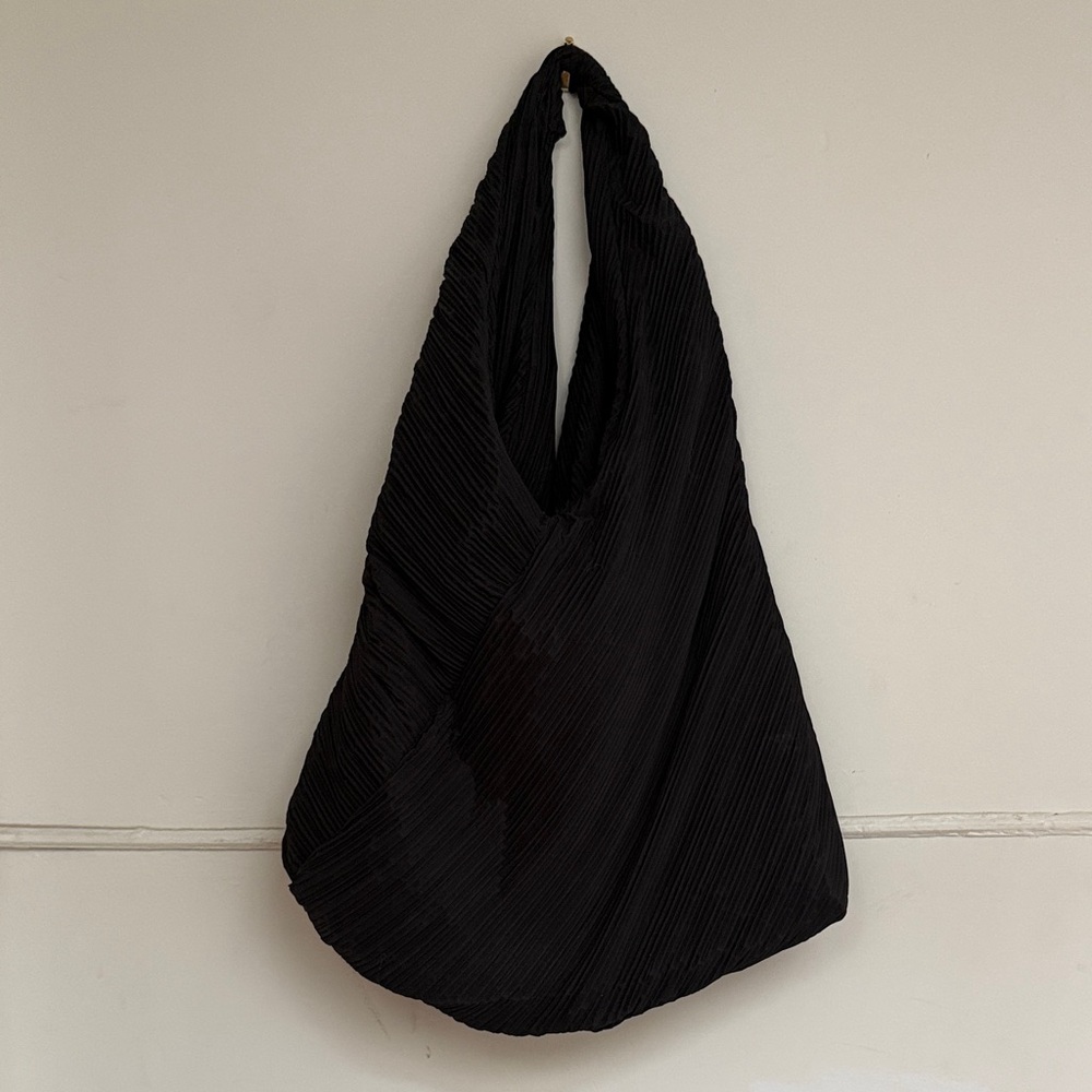 Elegant Black Women's Bag